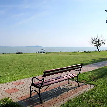 Kopacsi By Interhome Сasa de vacaciones *