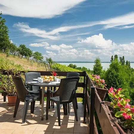 Сasa de vacaciones Kopacsi By Interhome